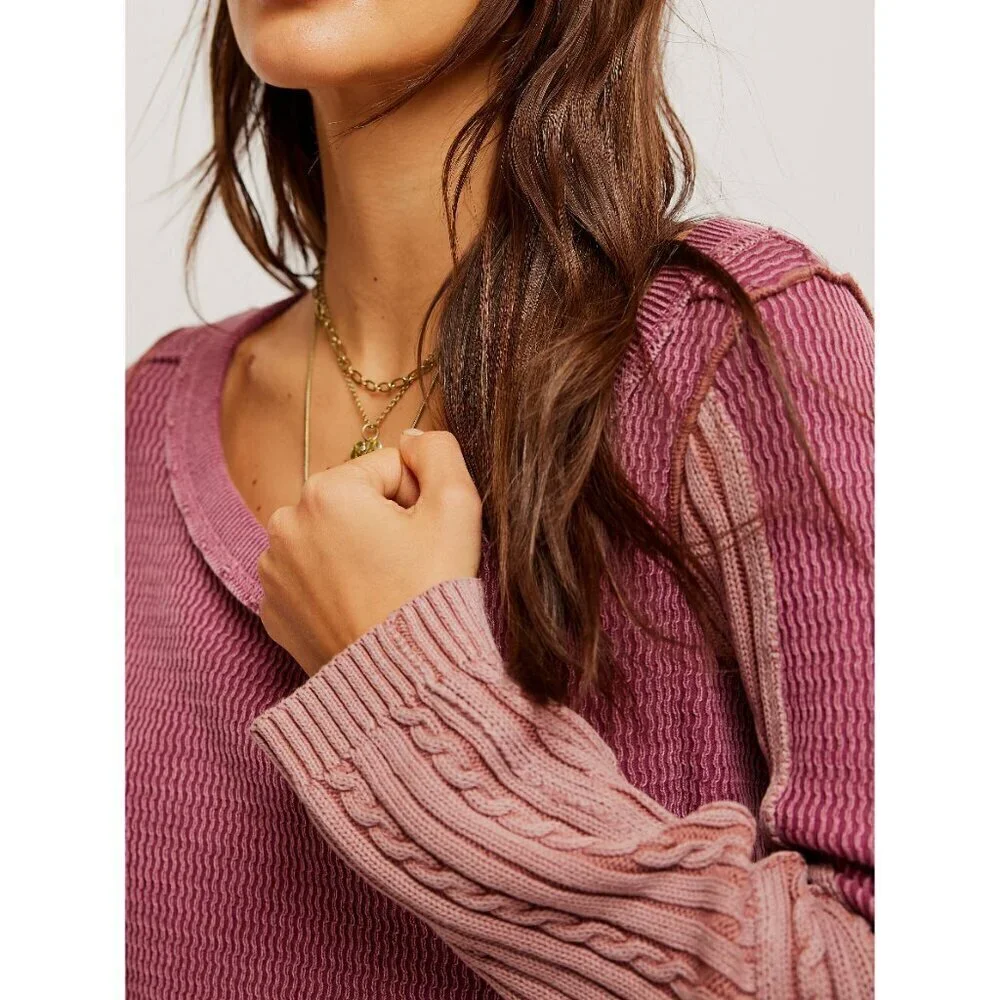 FREE PEOPLE We The Free Swinging Cable Cuff Top Tee / Vineyard Grape Combo XS